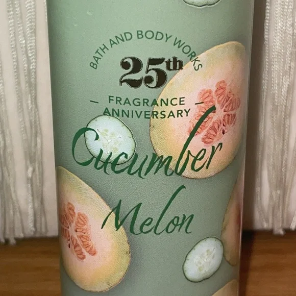 NEW Bath & Body Works Bundle 2 pcsCUCUMBER MELON Body Cream and spray